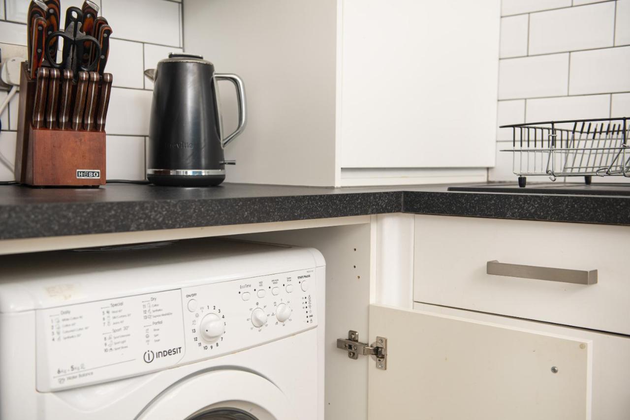 Spacious 2 Bedroom Apartment In Park Estate Nottingham Eksteriør billede