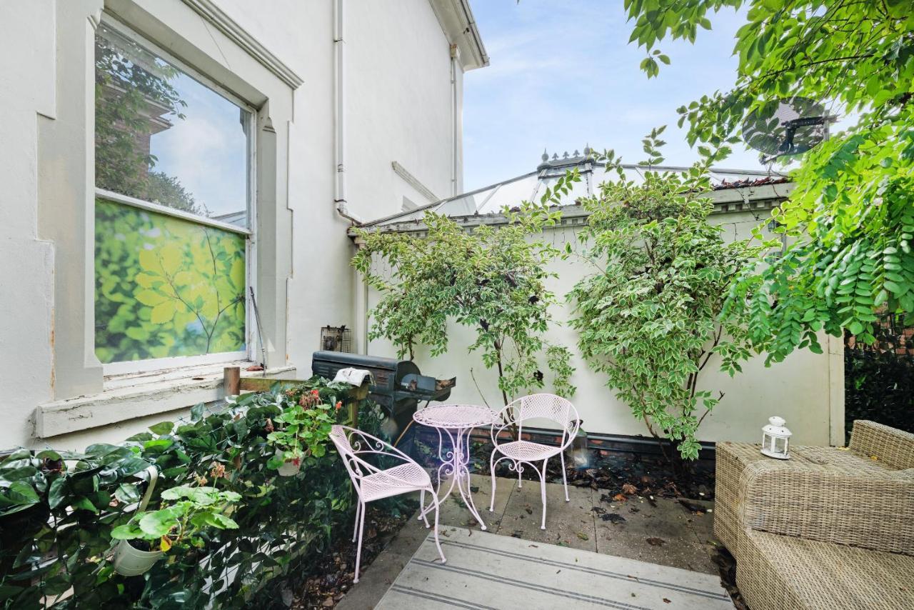 Spacious 2 Bedroom Apartment In Park Estate Nottingham Eksteriør billede